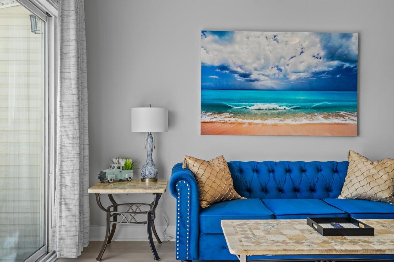 ☆Live On The Water! Lake Palmetto Palm W/ Patio - 10Min To Downtown & Beaches☆ Charleston Bagian luar foto