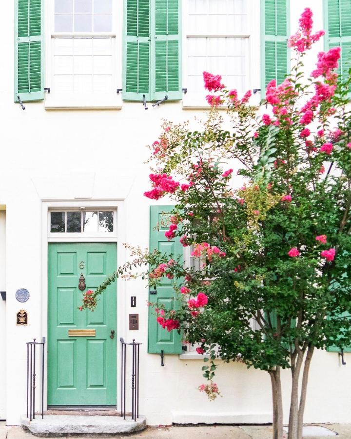 ☆Live On The Water! Lake Palmetto Palm W/ Patio - 10Min To Downtown & Beaches☆ Charleston Bagian luar foto