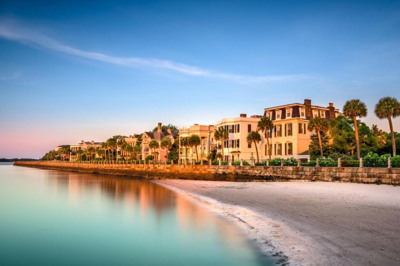 ☆Live On The Water! Lake Palmetto Palm W/ Patio - 10Min To Downtown & Beaches☆ Charleston Bagian luar foto