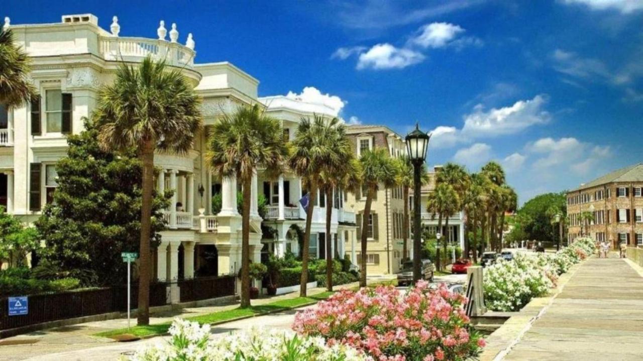 ☆Live On The Water! Lake Palmetto Palm W/ Patio - 10Min To Downtown & Beaches☆ Charleston Bagian luar foto